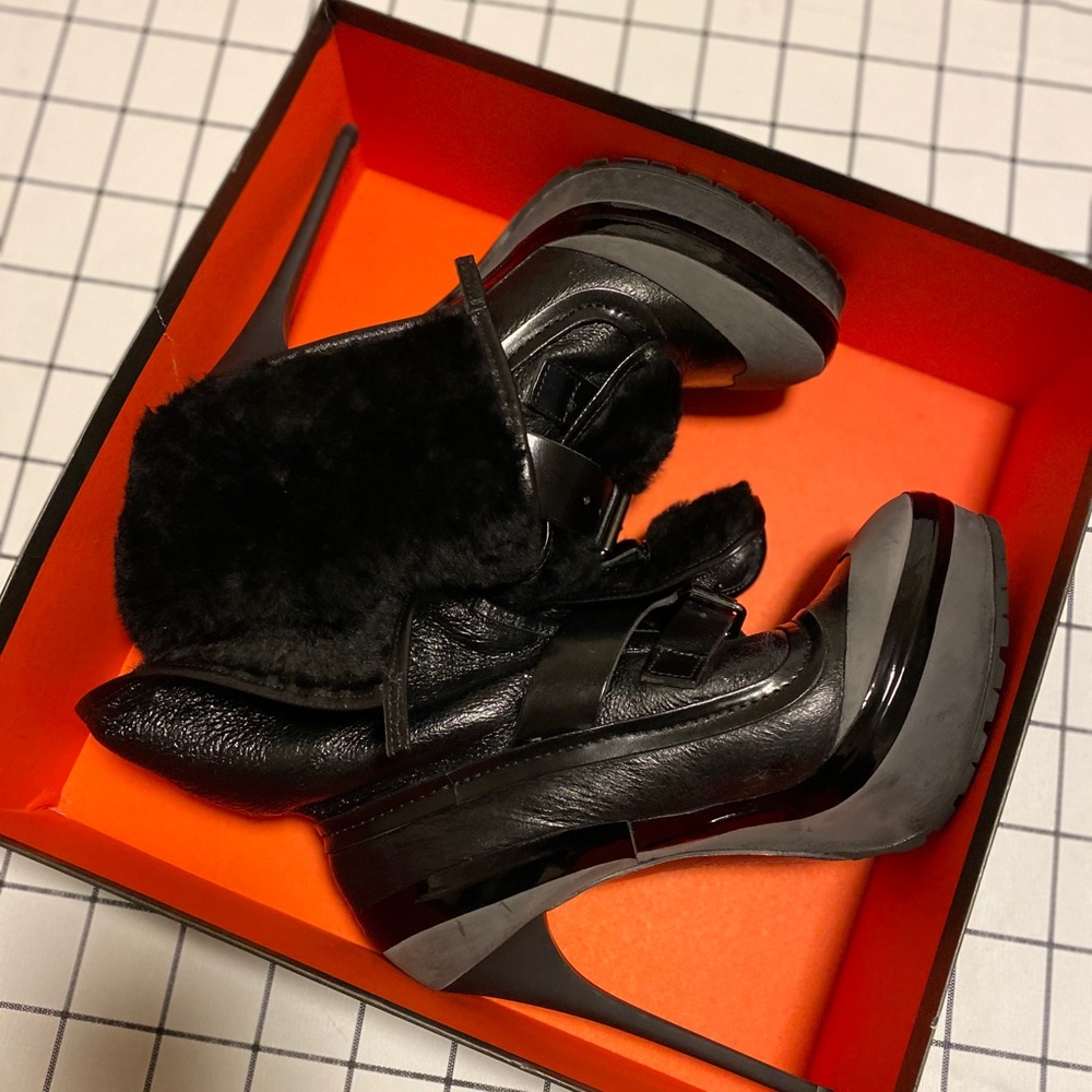 Burberry shearling platform sexy bootie!